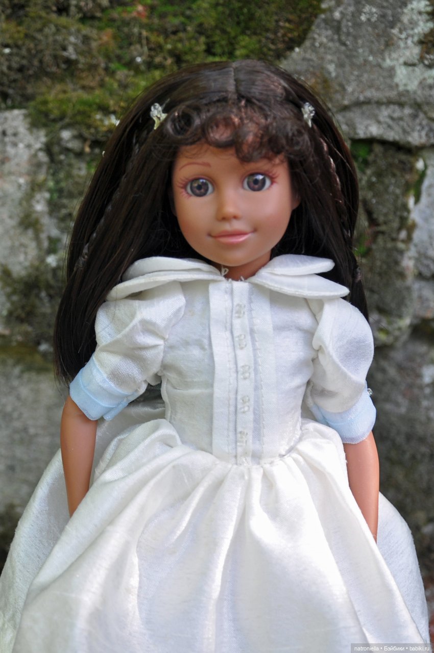 Как минуш Наташа с подружками по Ворошиловской даче гуляла