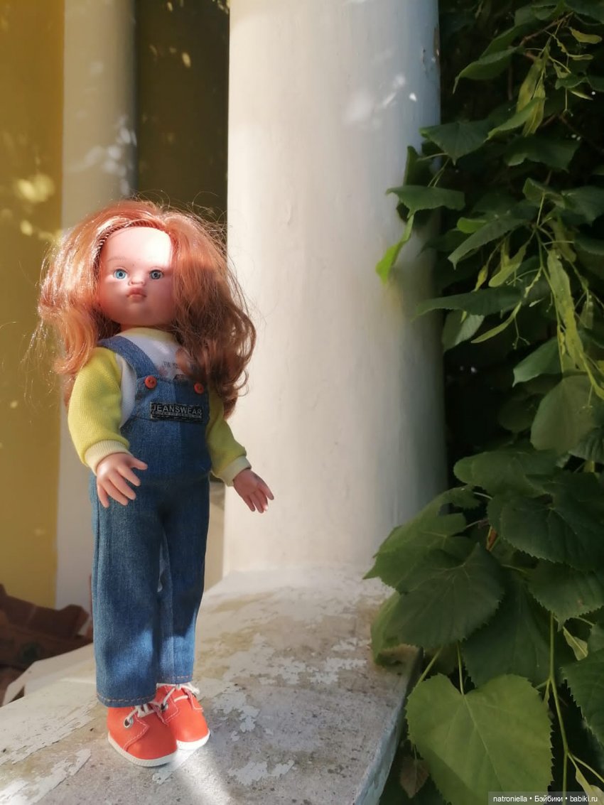 Как минуш Наташа с подружками по Ворошиловской даче гуляла