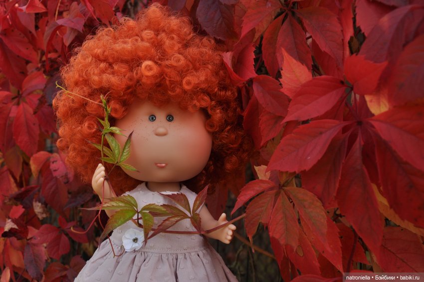 Манюня, багрец и золото — Куклы Nines d'Onil (Нинес): Миа (Mia) (фото 2)