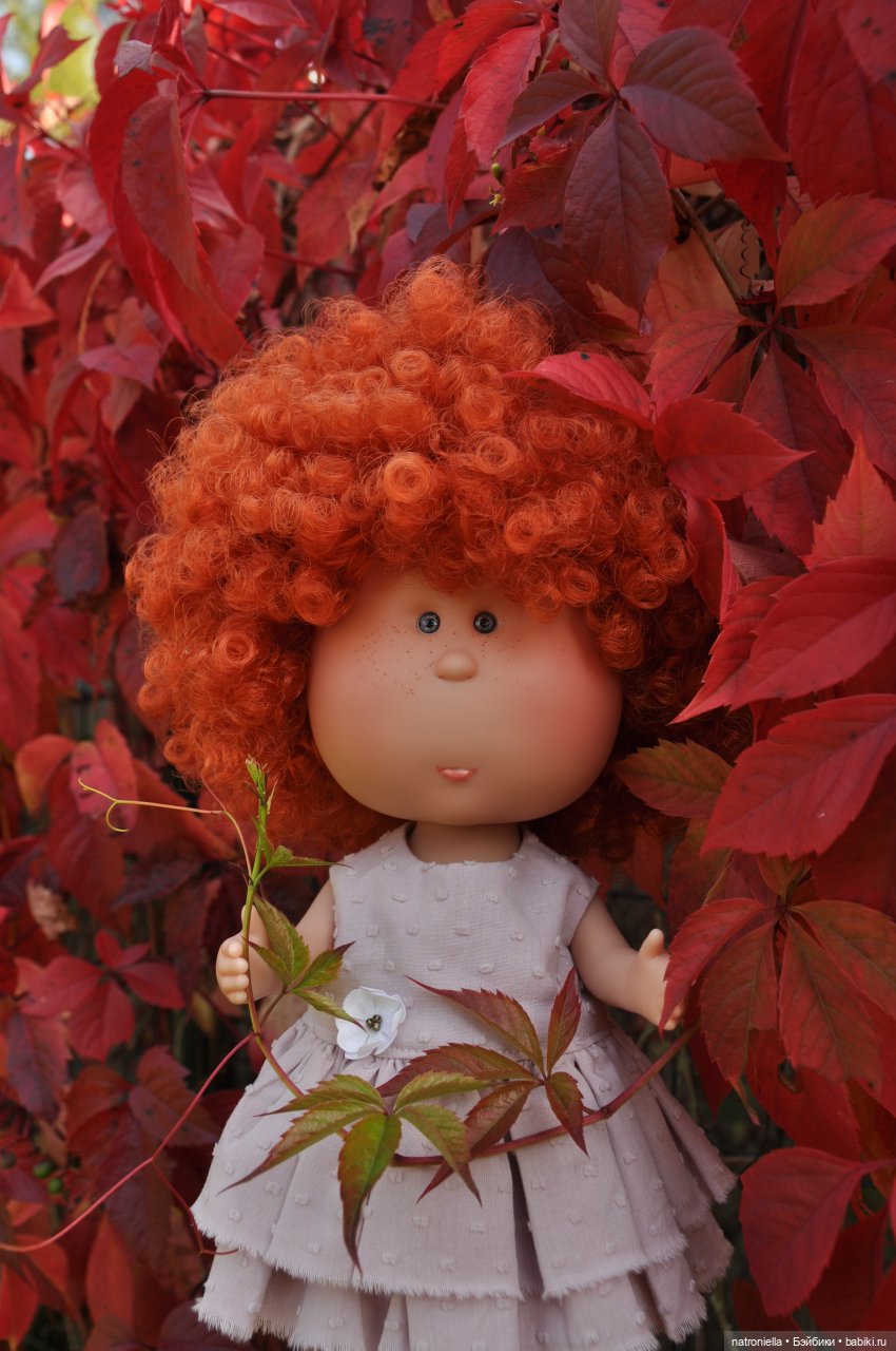 Манюня, багрец и золото — Куклы Nines d'Onil (Нинес): Миа (Mia) (фото 4)