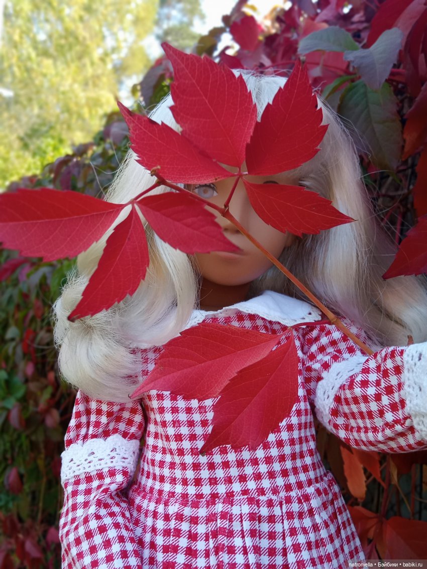 Осень с Sasha doll. От зеленого к красному