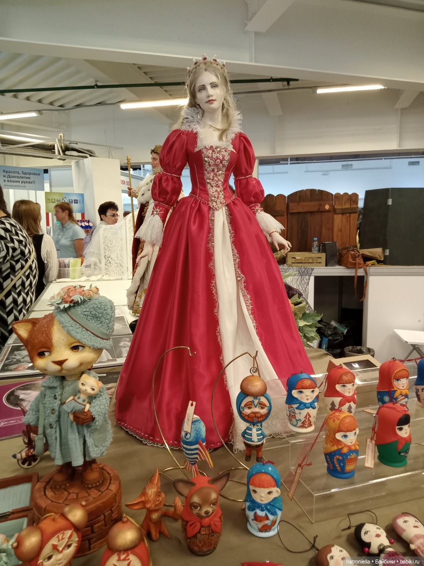 Осенний бал кукол на Тишинке