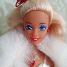 Happy Holidays Barbie Doll 1989 Барби