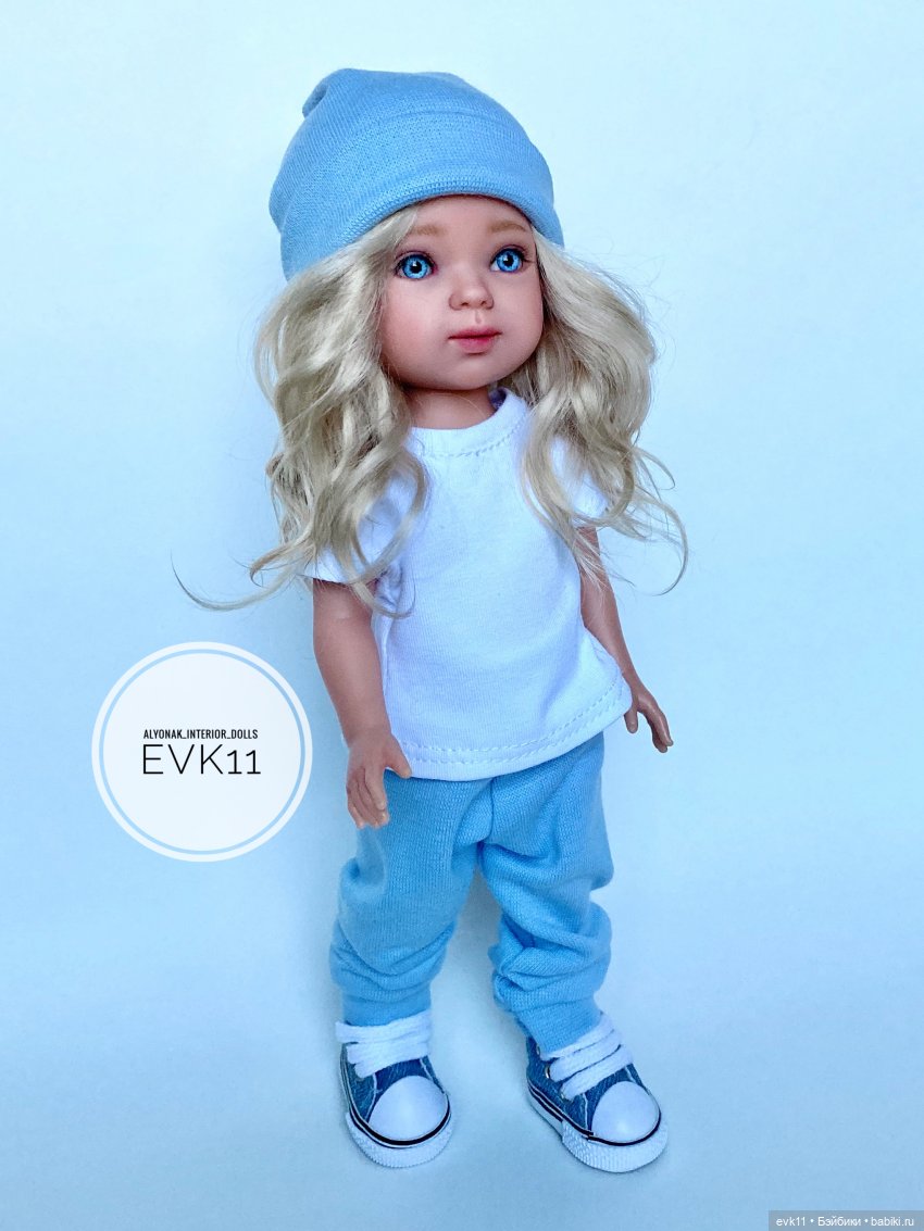 ООАК испанская миниатюрная куколка Vestida de Azul (фото 2)