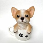 Фигурка «Собачка чихуахуа в чашке»