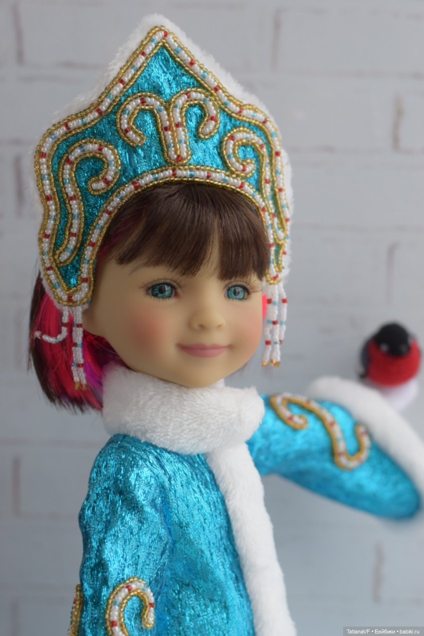 Снегурочка — Куклы Ruby Red (Руби Ред) Fashion Friends: Siblies (фото 10)