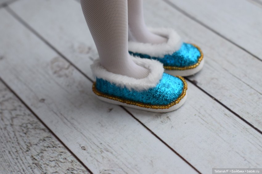 Снегурочка — Куклы Ruby Red (Руби Ред) Fashion Friends: Siblies (фото 4)