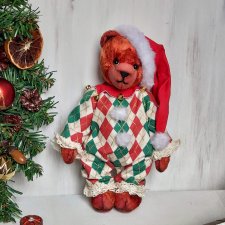 Новый год к нам мчится.