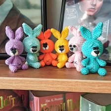 Дело было в январе, стояла елка на горе... (c)