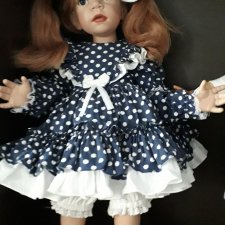 Коллекционная виниловая кукла