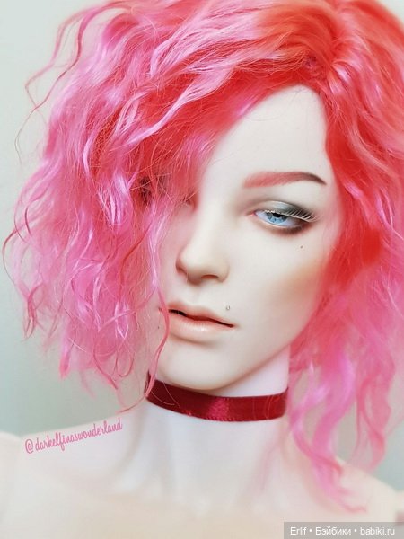 Красно-розовый парик, заказной