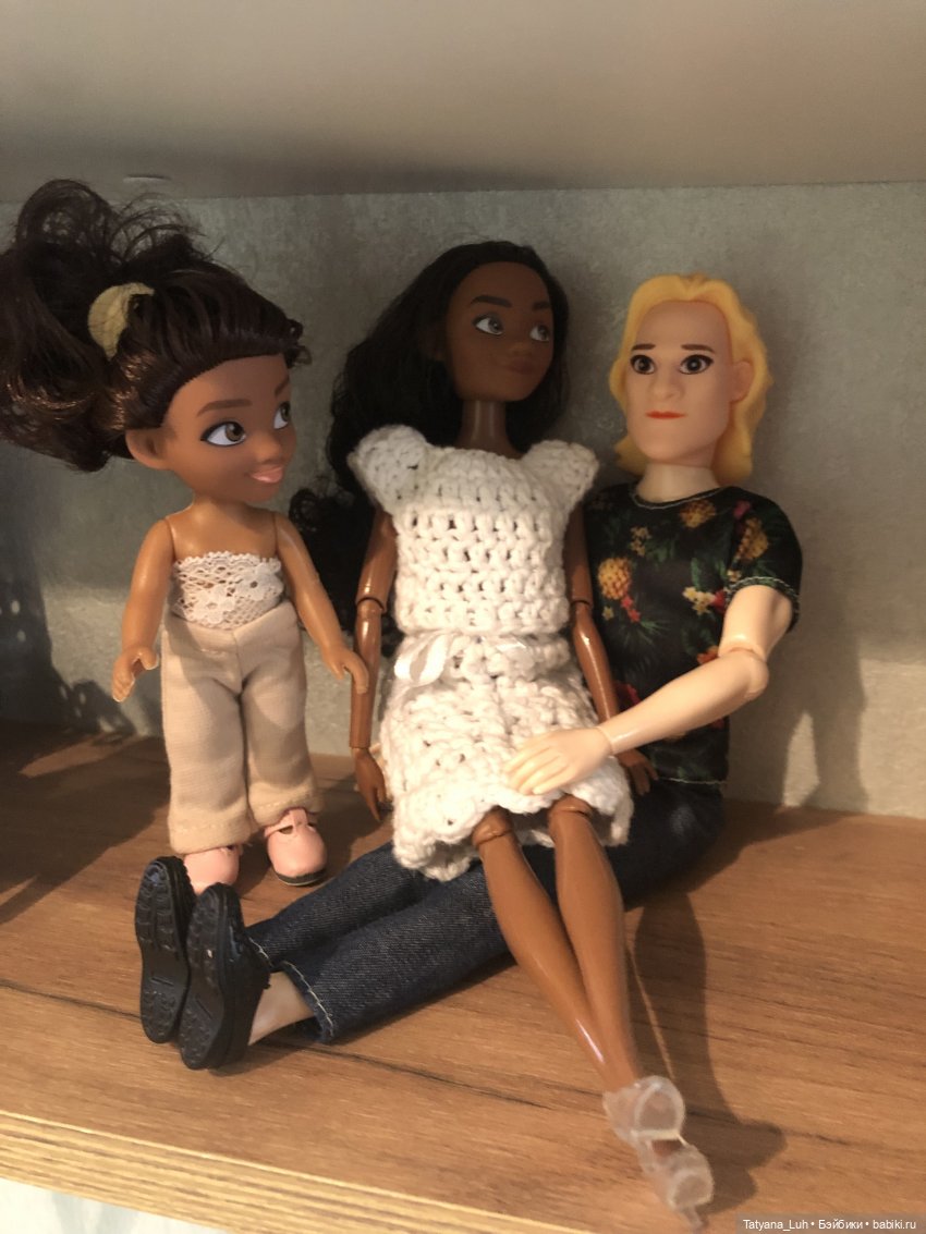 Мои полочки с куколками — Домашние коллекции кукол: фото собраний