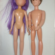 Лотом две куклы