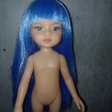 Паола Рейна Лиу голубые волосы