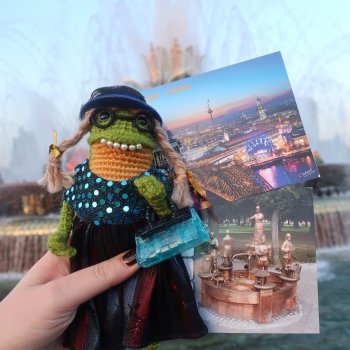 Катя и открытки