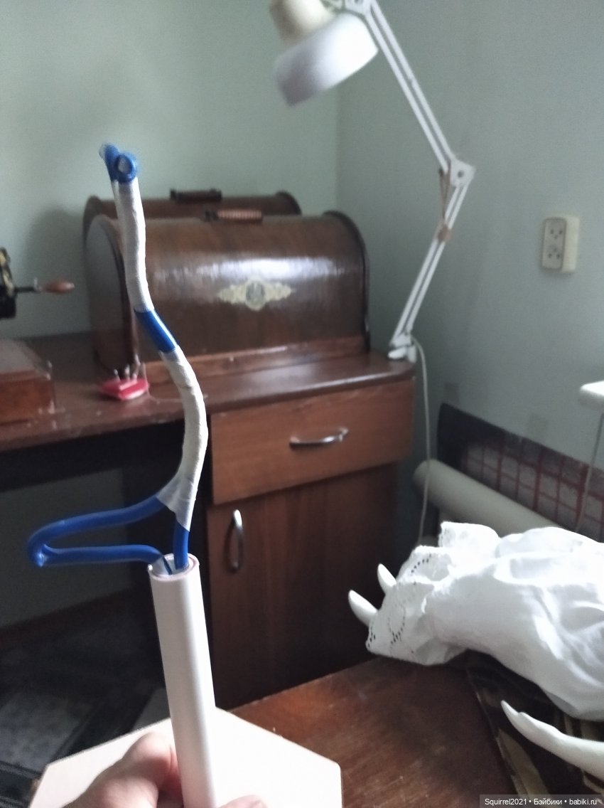 Подставка для куклы — Реставрация антикварных кукол: ремонт фарфора