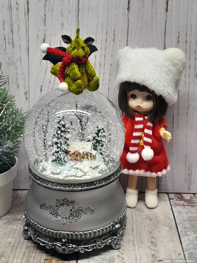 Маленькая куколка любит дружить (фото 4)