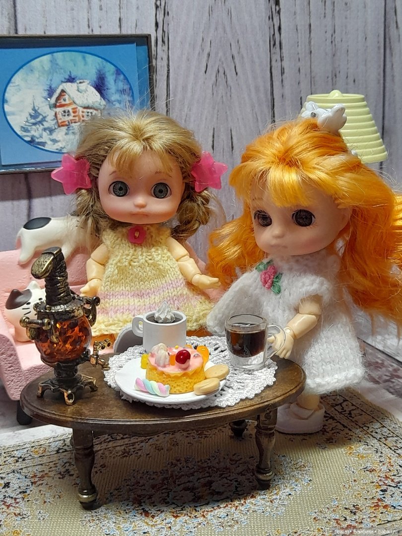 Полина Станиславовна и другие. Часть 1-ая. Новая мебель. Новогоднее настроение. Подружка. Чаепитие (фото 8)