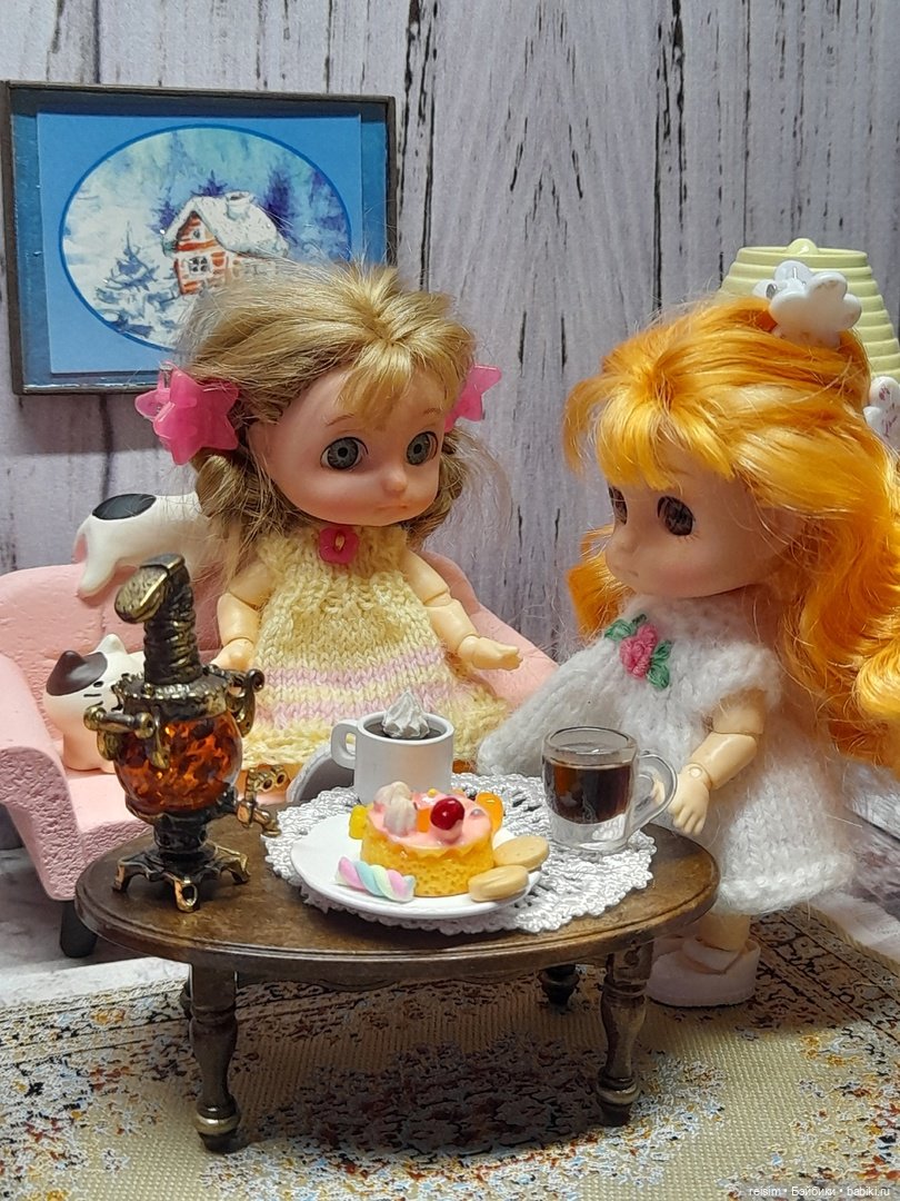 Полина Станиславовна и другие. Часть 1-ая. Новая мебель. Новогоднее настроение. Подружка. Чаепитие (фото 7)