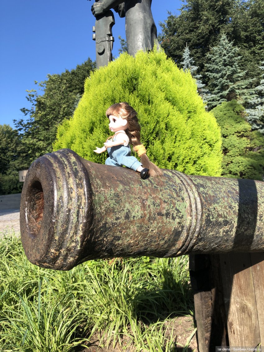 постреляли  из пушек