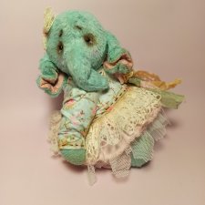 Слоник Тедди