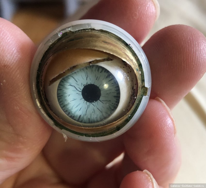 Перекосило глаз 🤪 — Замена глаз и ресниц кукле: ремонт механизма (фото 2)