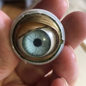 Перекосило глаз  🤪