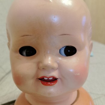 Отменено!   Ищу мастера по восстановлению глаз.