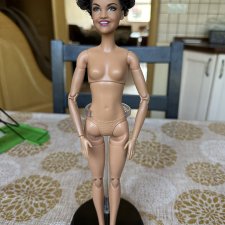 Barbie Лаура Фернандес на теле мтм