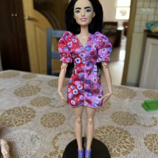 Barbie fashionistas 177 на теле мтм