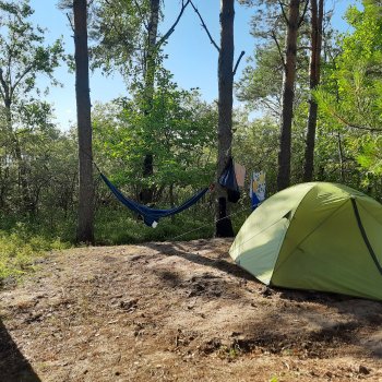 Сев - туррист!