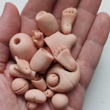 Слеплены, затонированы, начинается самое интересное...