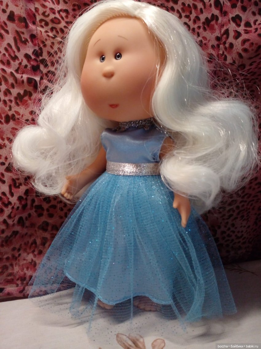 Снежка — Куклы Nines d'Onil (Нинес): Миа (Mia)