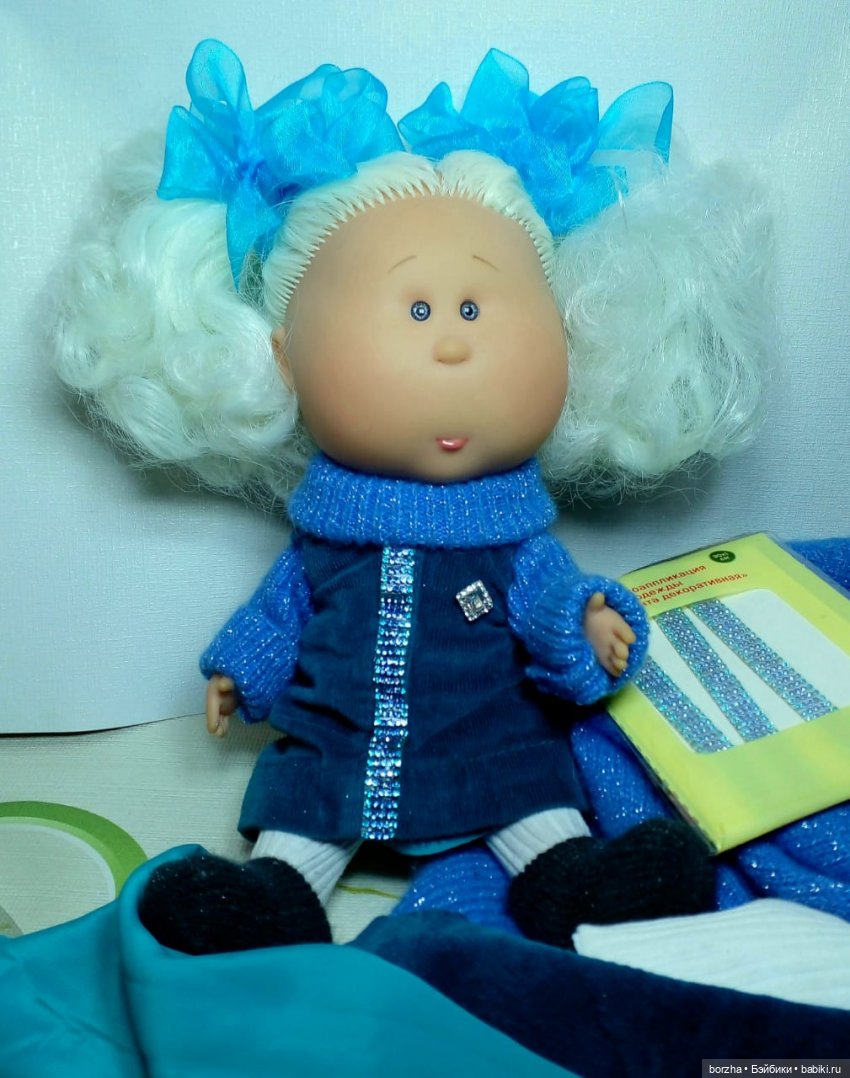 Тёплое платье для Снежки — Куклы Nines d'Onil (Нинес): Миа (Mia) (фото 8)