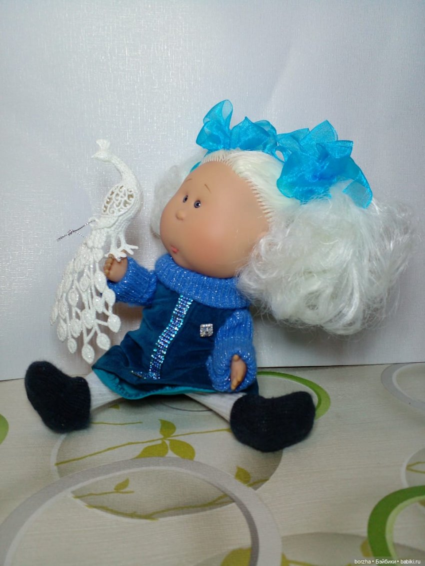 Тёплое платье для Снежки — Куклы Nines d'Onil (Нинес): Миа (Mia) (фото 6)