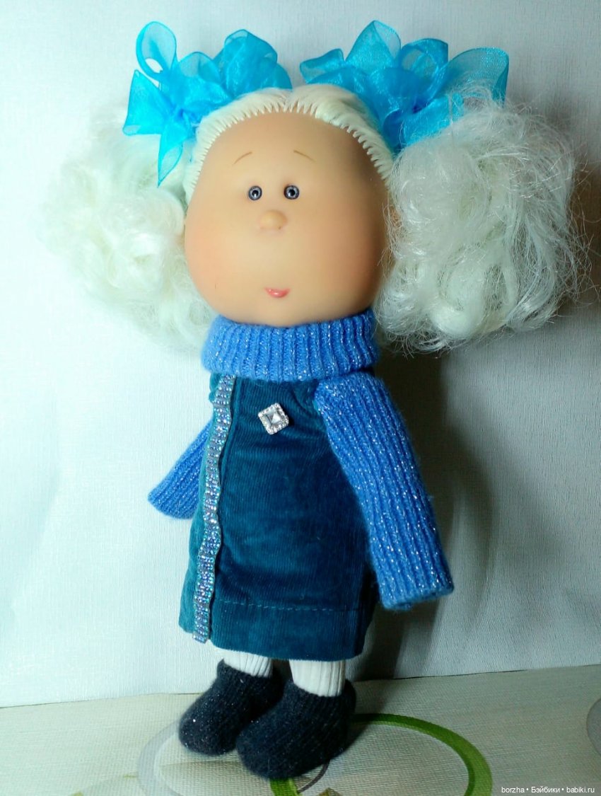 Тёплое платье для Снежки — Куклы Nines d'Onil (Нинес): Миа (Mia)