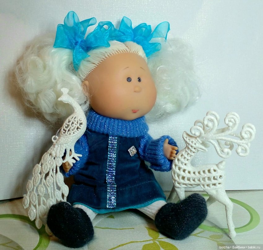 Тёплое платье для Снежки — Куклы Nines d'Onil (Нинес): Миа (Mia) (фото 7)