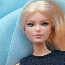 Барби Виктория looks