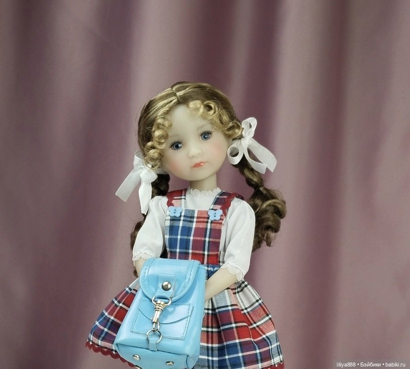 Руби Ред, Ruby Red Руби Ред, Ruby Red