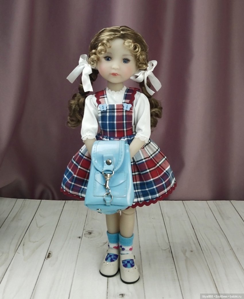 Руби Ред, Ruby Red Руби Ред, Ruby Red