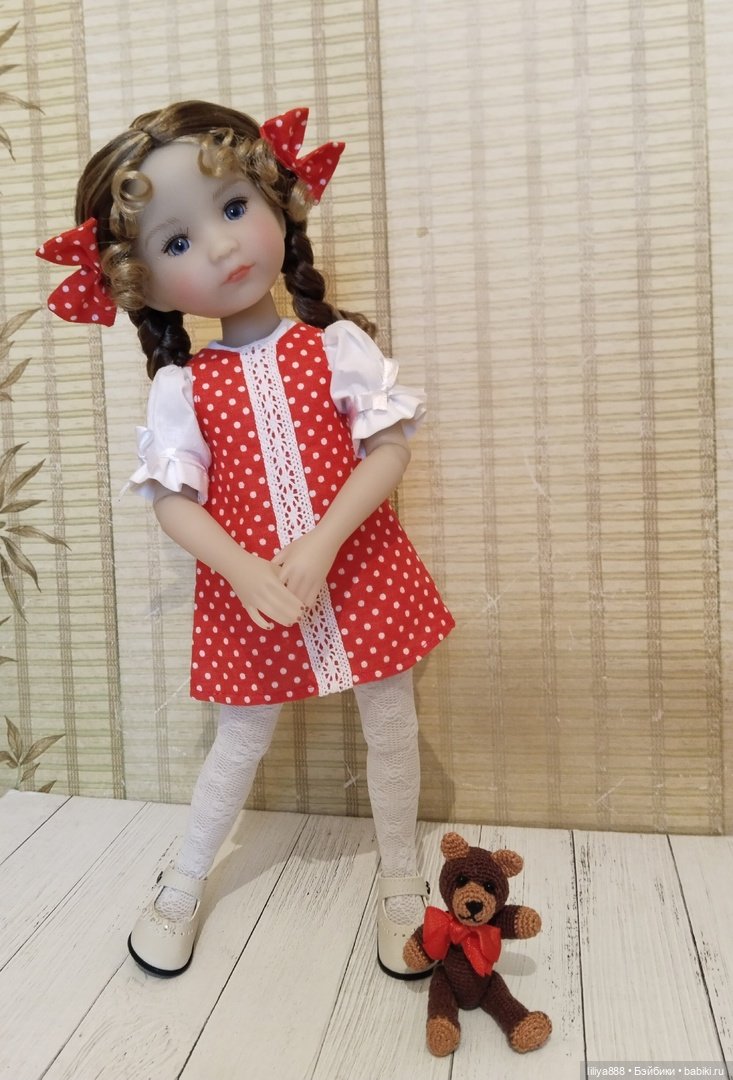 Руби Ред, Ruby Red Руби Ред, Ruby Red