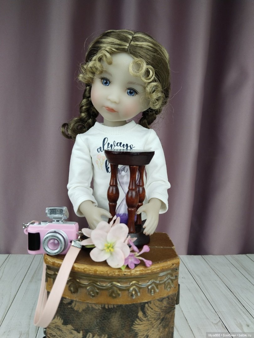 Руби Ред, Ruby Red Руби Ред, Ruby Red