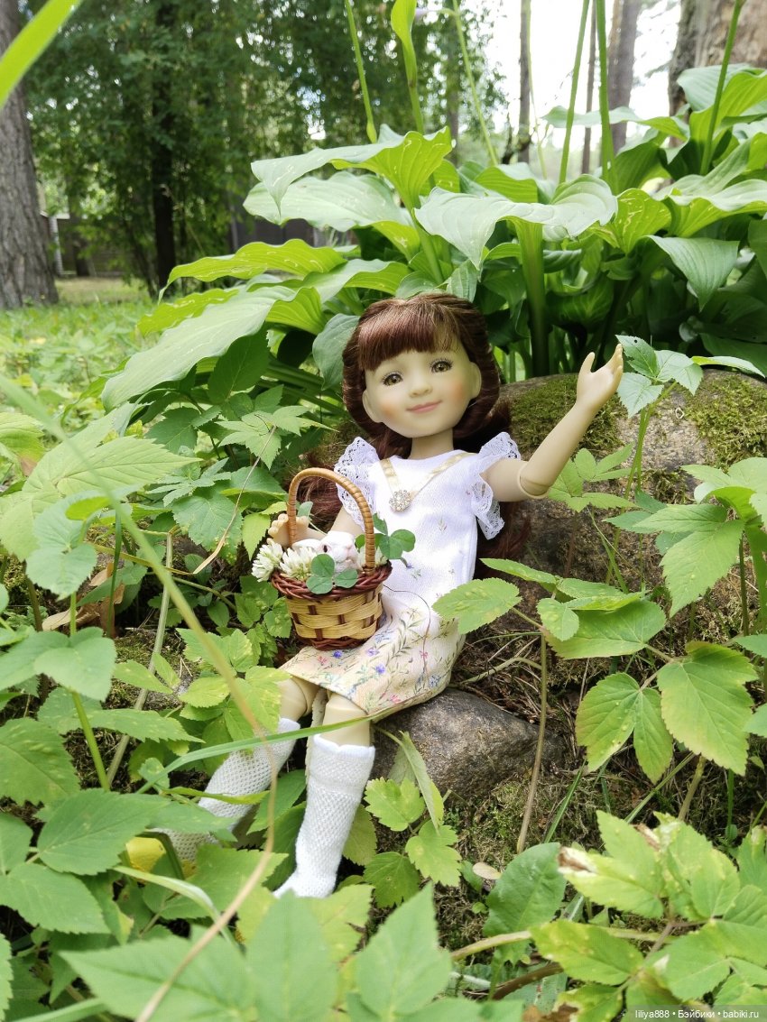 Гуляли. Из цикла "Белкино лето"