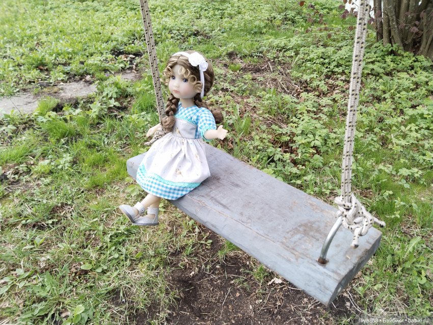 Дачный топик | Бэйбики Дачный топик — Куклы Ruby Red (Руби Ред) Fashion Friends: Siblies