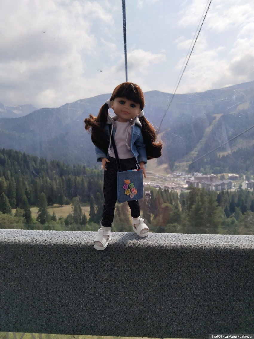 Кукла идёт в горы. ⛰️🌄⛰️ — Куклы Paola Reina (Паола Рейна): новинки
