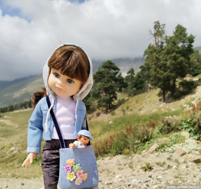 Кукла идёт в горы. ⛰️🌄⛰️ — Куклы Paola Reina (Паола Рейна): новинки