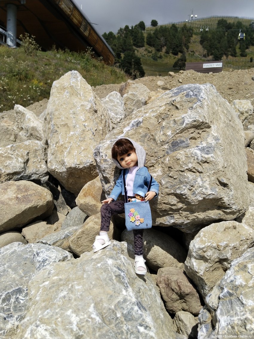 Кукла идёт в горы. ⛰️🌄⛰️ — Куклы Paola Reina (Паола Рейна): новинки