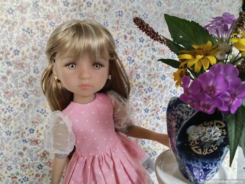 За букетом 💐 — Куклы Ruby Red (Руби Ред) Fashion Friends: Siblies
