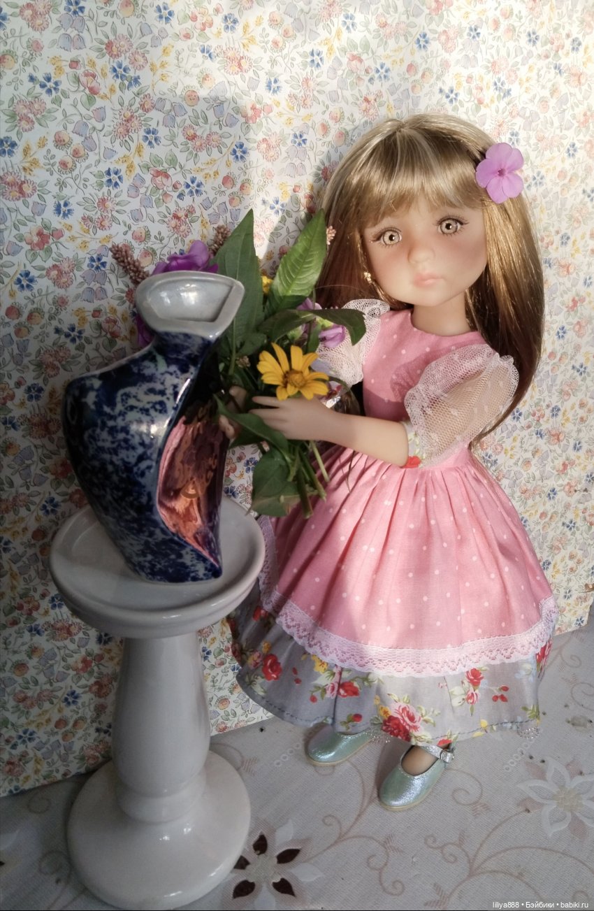 За букетом 💐 — Куклы Ruby Red (Руби Ред) Fashion Friends: Siblies