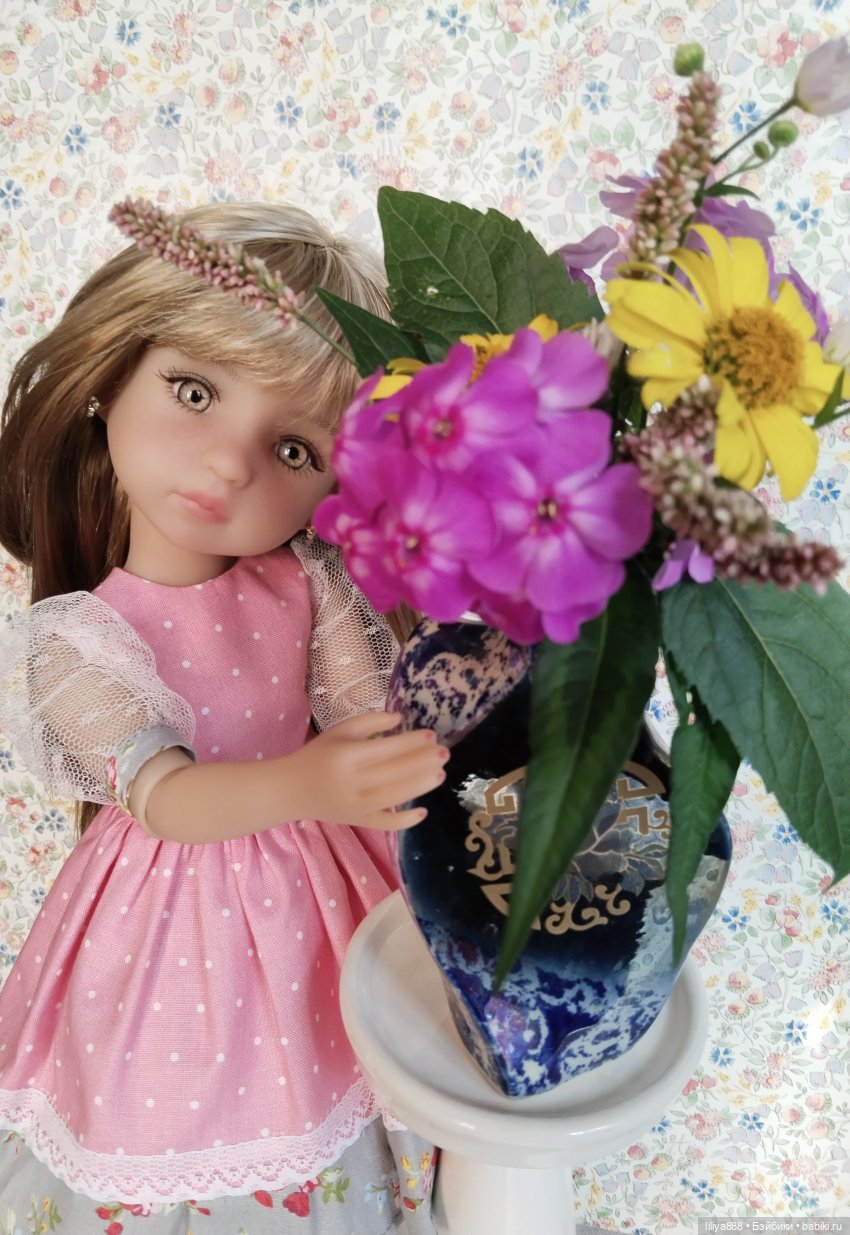 За букетом 💐 — Куклы Ruby Red (Руби Ред) Fashion Friends: Siblies